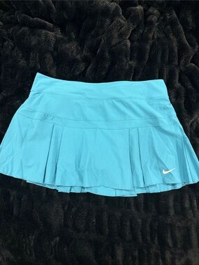 Nike Women's Turquoise Pleated Tennis Skort